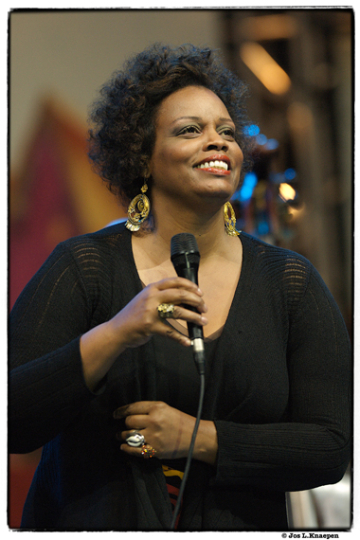 dianne reeves 01