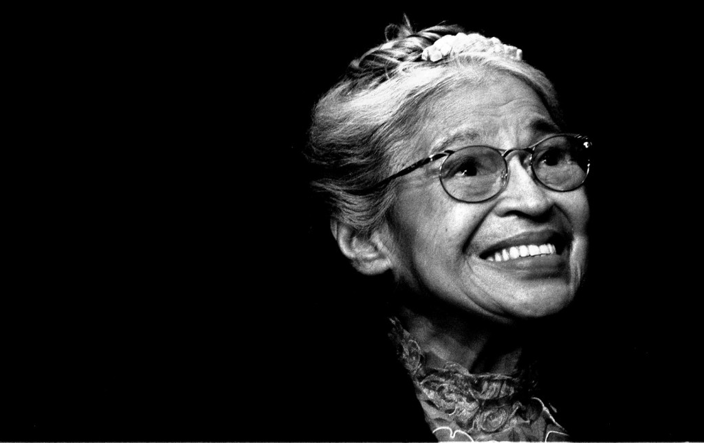 Rosa Parks smiles during a ceremony where she received the Congressional Medal of Freedom in Detroit, November 28, 1999. (AP Photo / Paul Sancya)